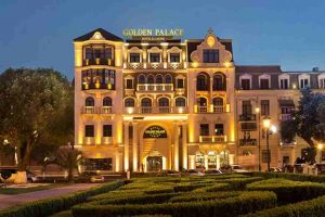 Golden Castle Casino and Hotel san choi toan dien